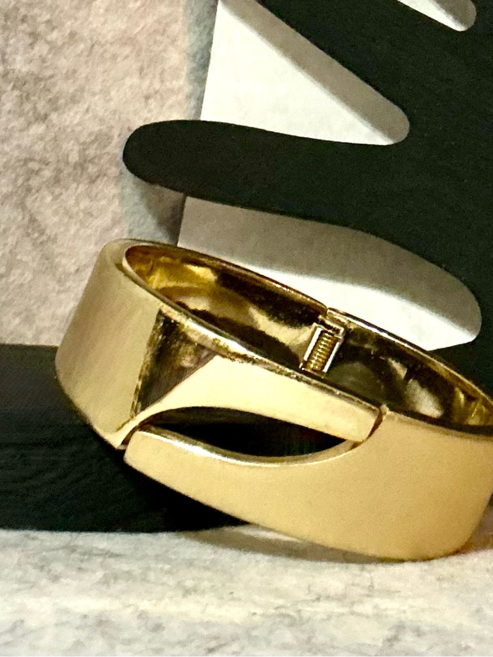 Vintage 1980s Modernist Gold Tone Clamper Cuff Bracelet Chunky Asymmetric Bangle